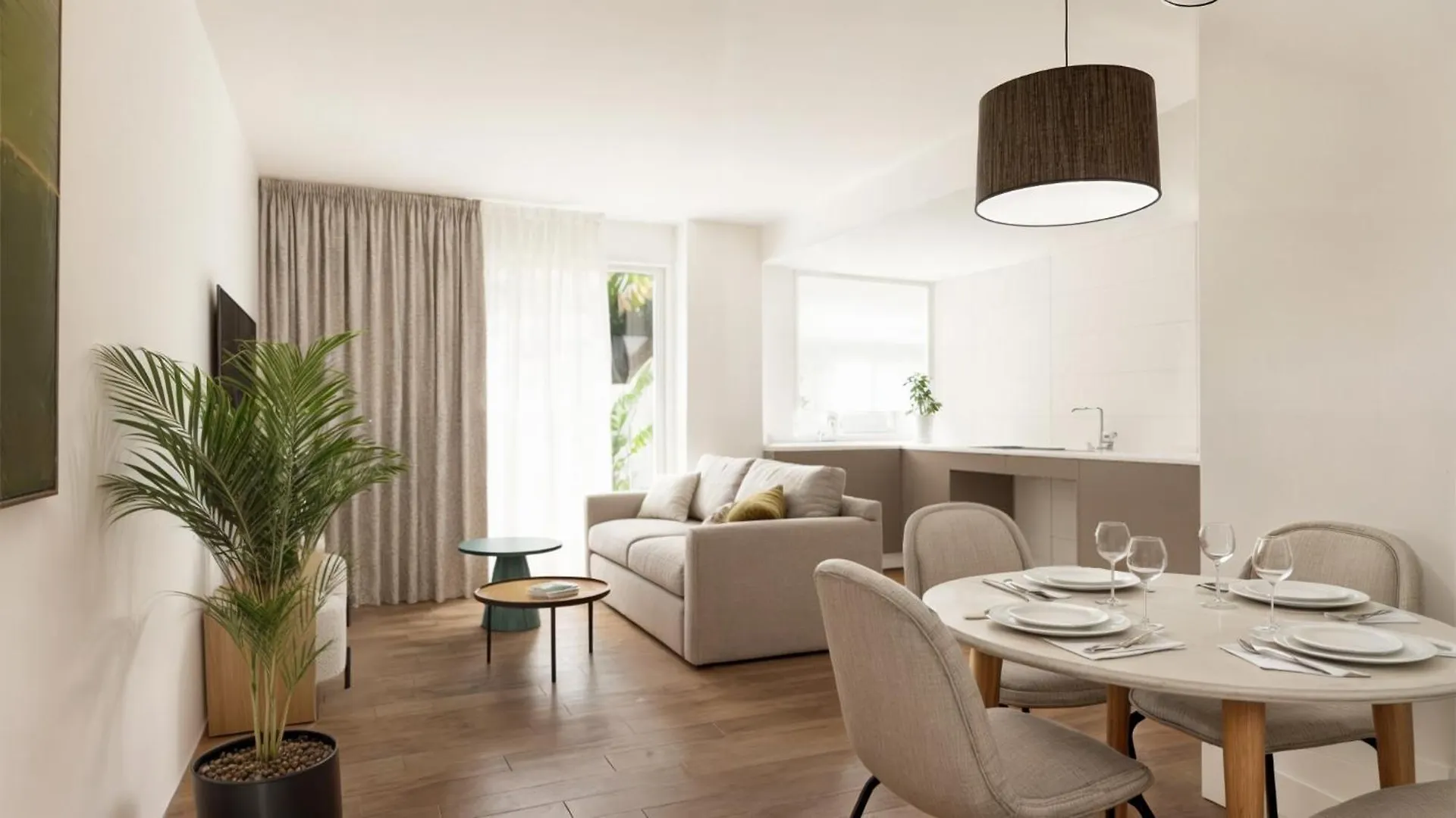 Meral Units Fuengirola Hotel